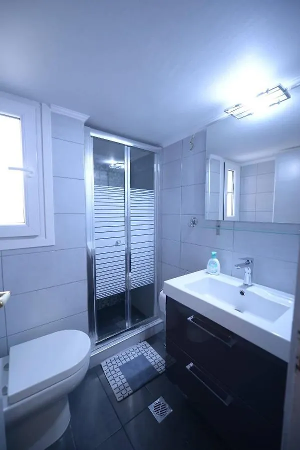 5Stars In Historical Center Apartment Salonic