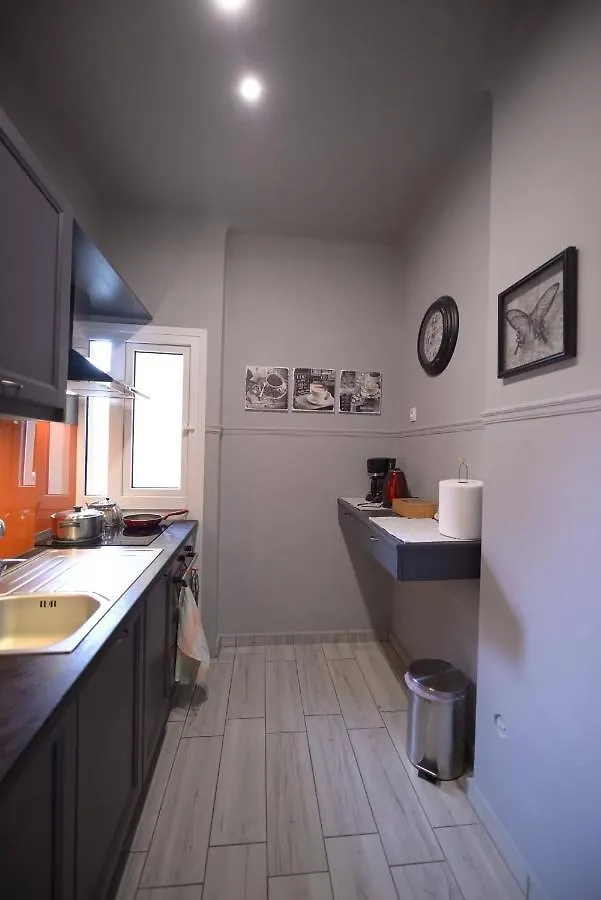 5Stars In Historical Center Apartment Salonic